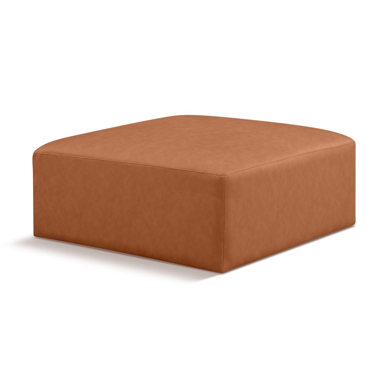 Cube – Ottoman – Cognac