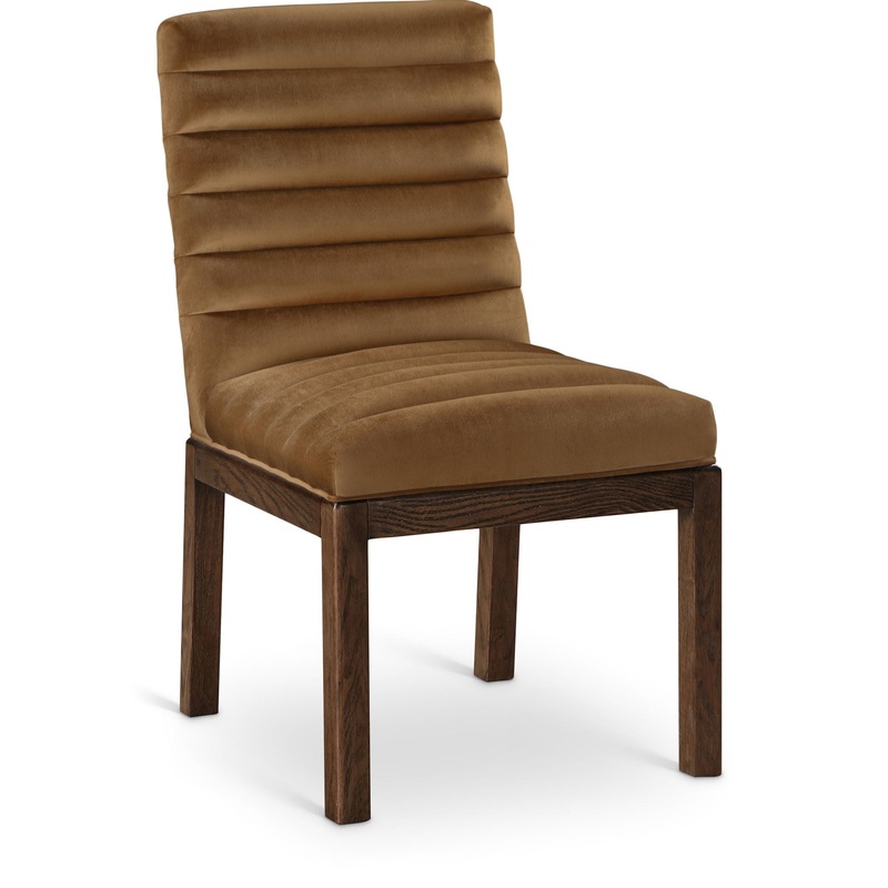 Evelyn – Dining Chair With Brown Legs – Saddle