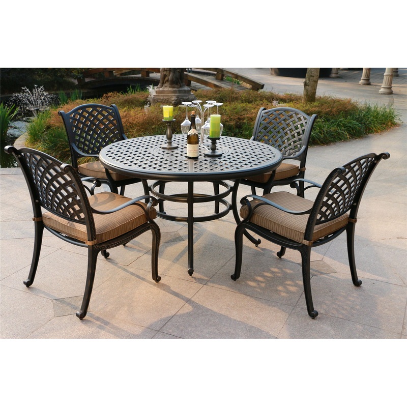 Round 4 Person 51.97 Long Dining Set With Cushions