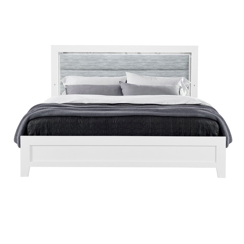 Omoda – 5 Pieces Bedroom Set With LED