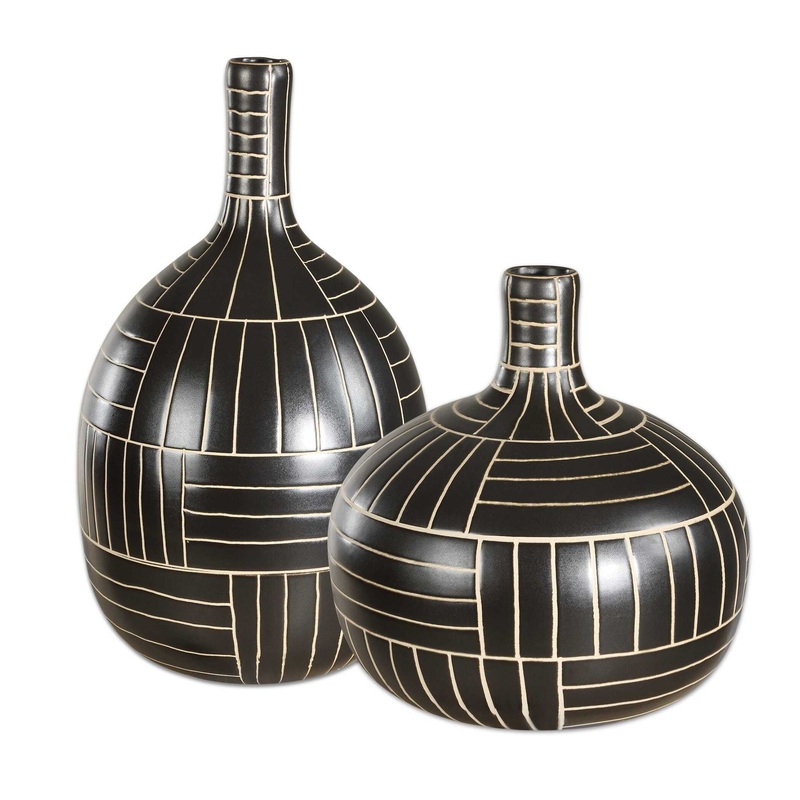 Graphite – Stride Geometric Vases (Set of 2) – Black