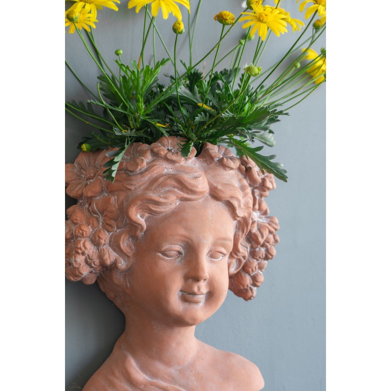 8X4X9 Visage Head Bust Planter, Home Wall Planter – Brown