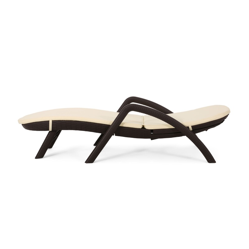Mikael – Chaise Lounge With Cushion