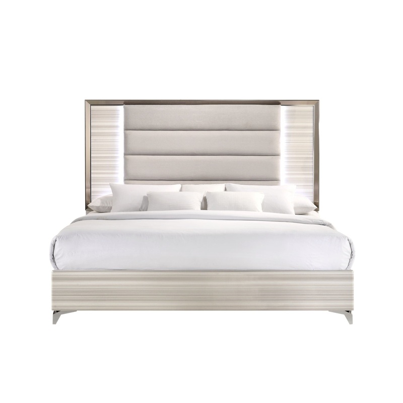 Star – King Bed With LED – White