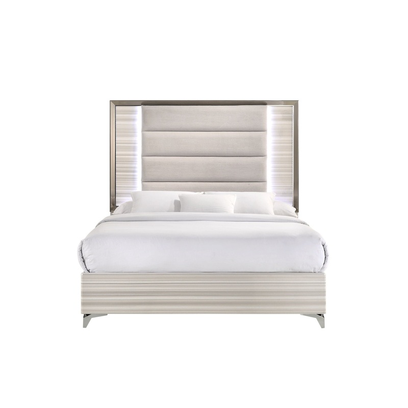 Star – Queen Bed With LED – White