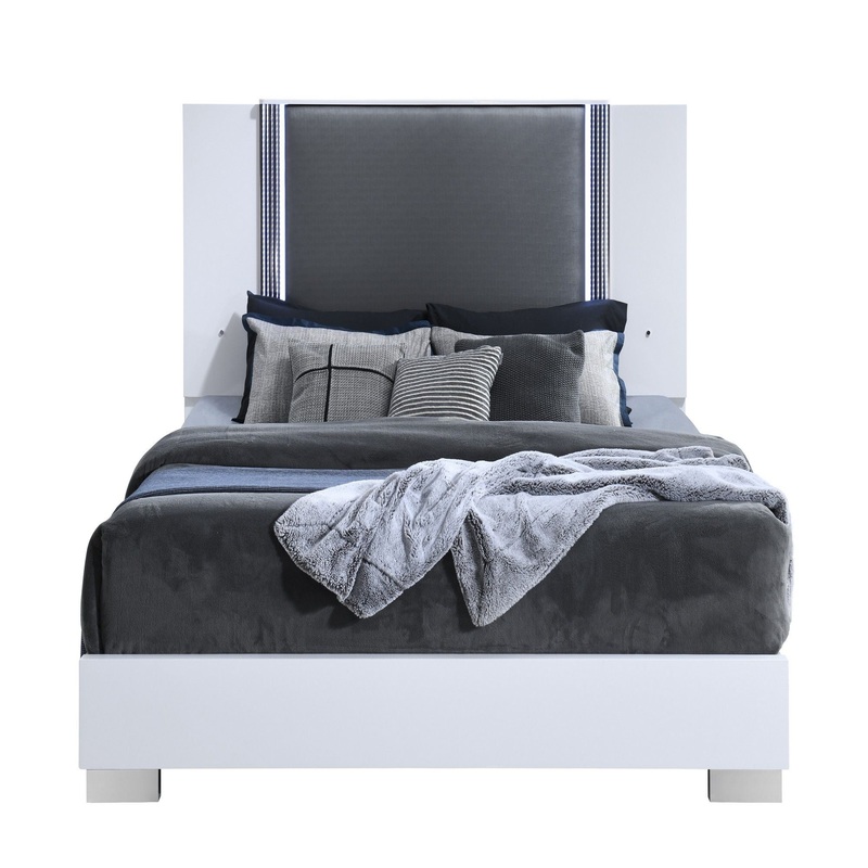 Moon – Smooth Queen Bed With LED Accent Lighting – White