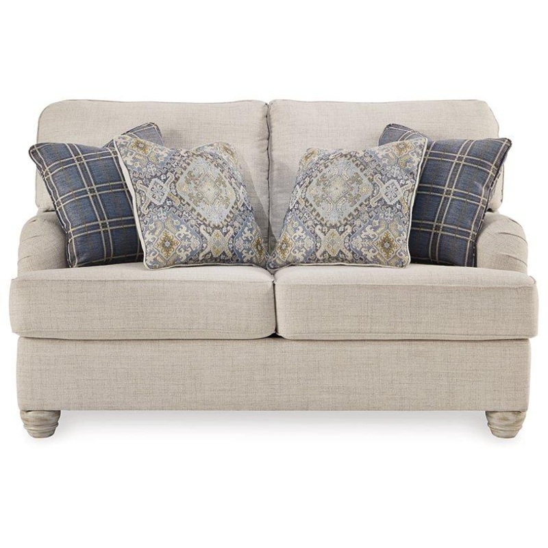 Traemore Loveseat