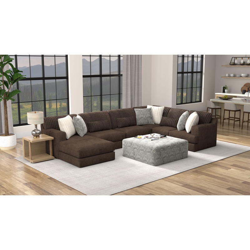 Logan – Cocktail Ottoman – Chocolate