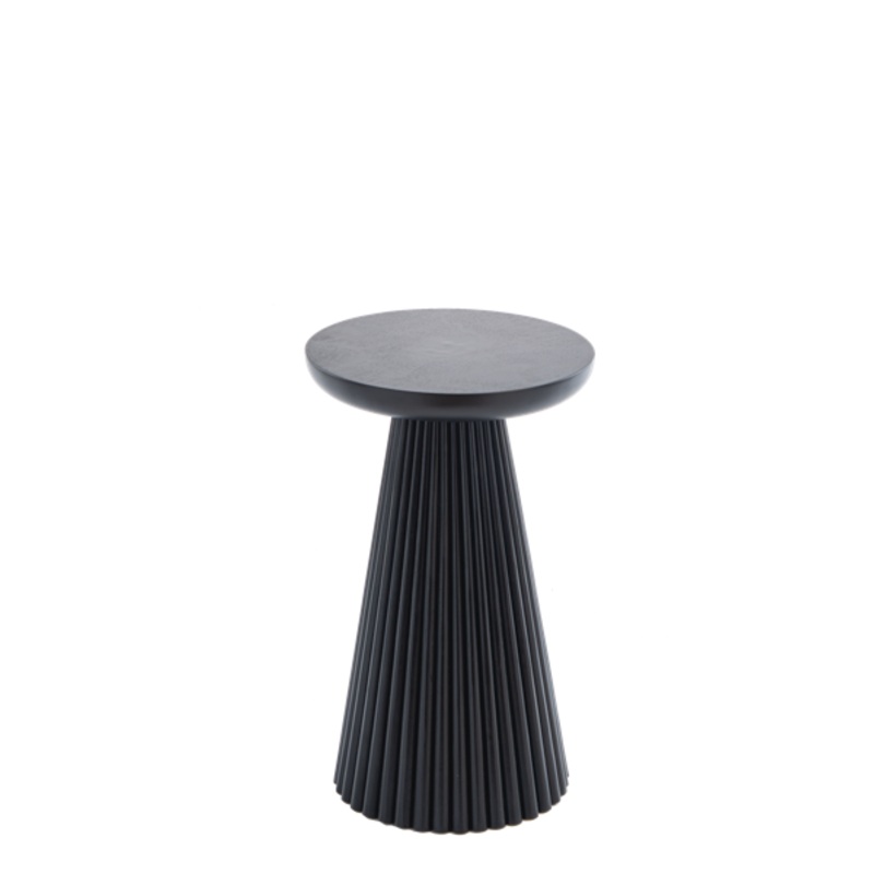 Round Black Tapered Plant Stand