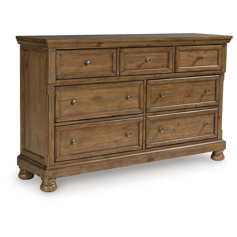 Feddinger – Medium Brown – Dresser