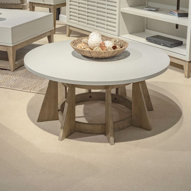 Berkley Square – Round Cocktail Table – Brown