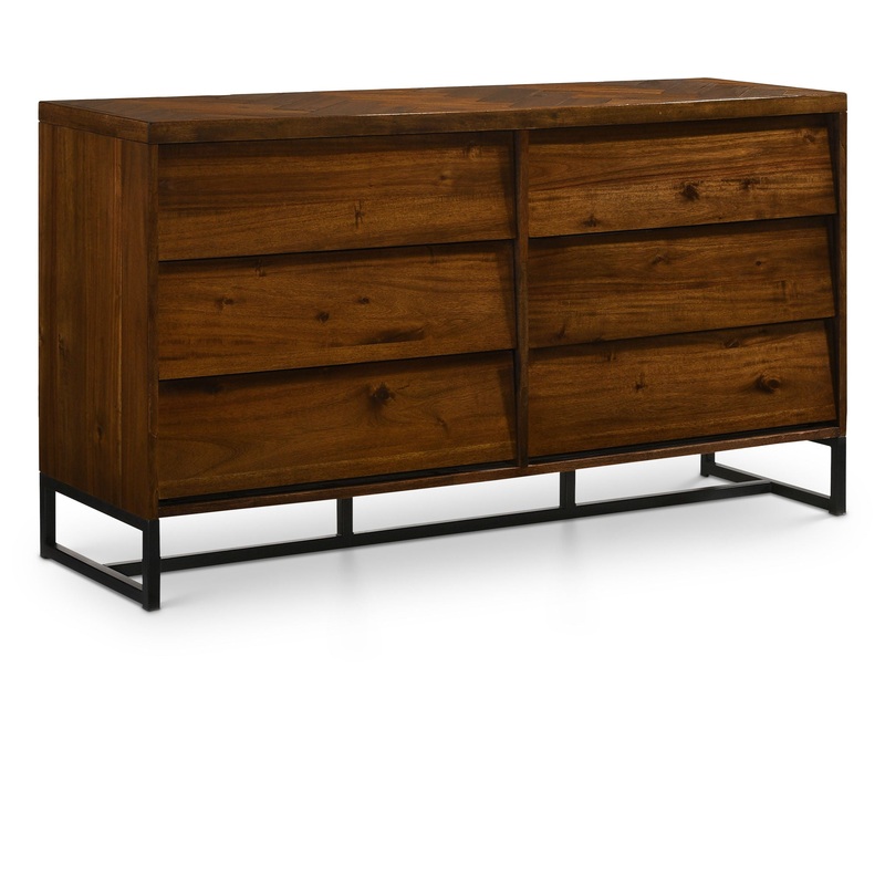 Reed – Dresser – Antique Coffee